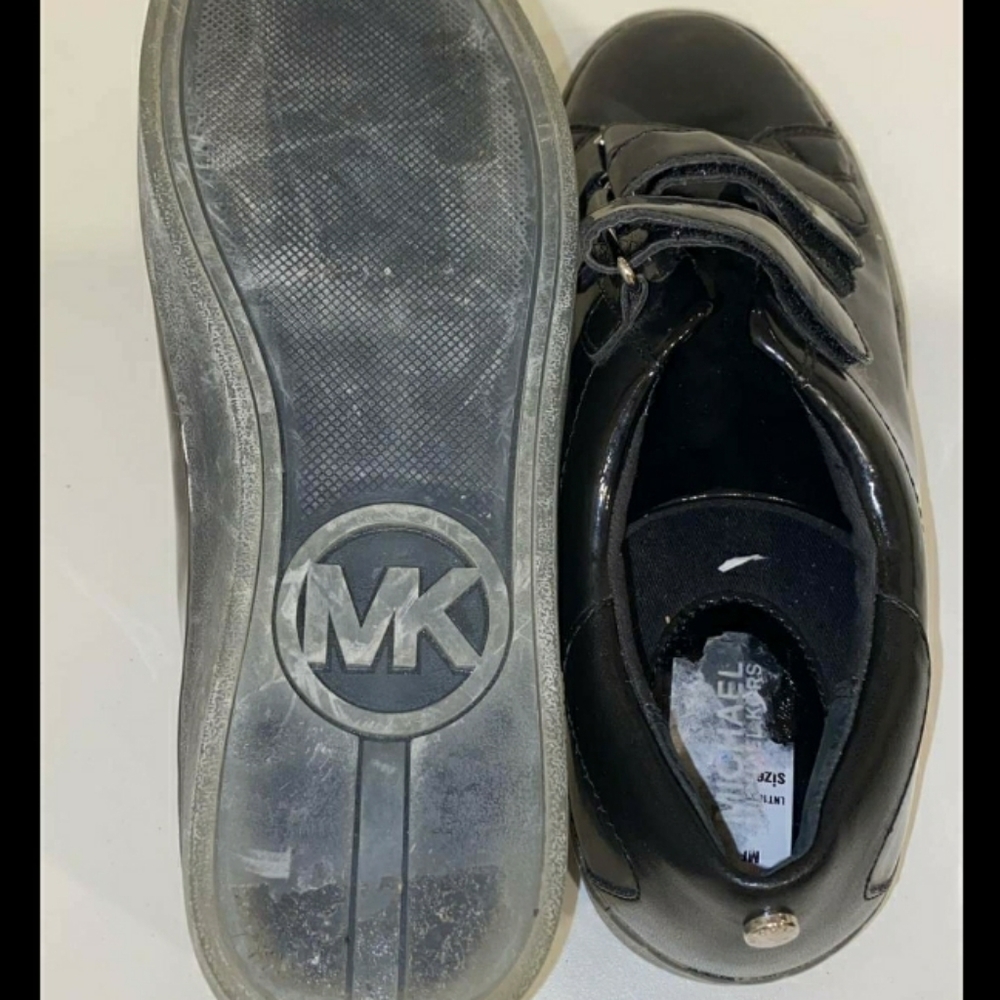 Michael Kors Craig  Black Patent Logo Fashion - Picture 9 of 9